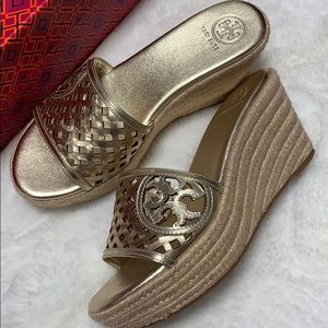 Tory Burch slides platinum